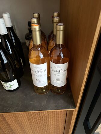 6 flasker rosé SE BILLEDER