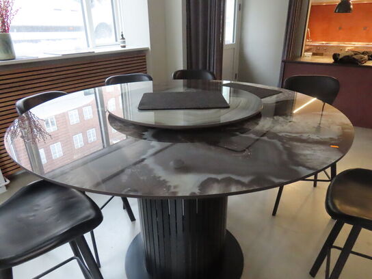 Rundt højbord inkl. 7 stk. Højstole