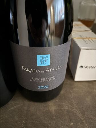 6 flasker rødvin SE BILLEDER