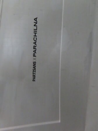 Akryl lampe PARACHILNA PARTISANS