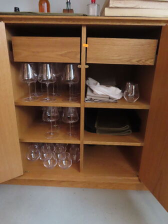 Vin & Barsystem KØBENHAVNS MØBELSNEDKERI