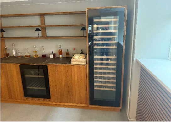 Vin & Barsystem KØBENHAVNS MØBELSNEDKERI