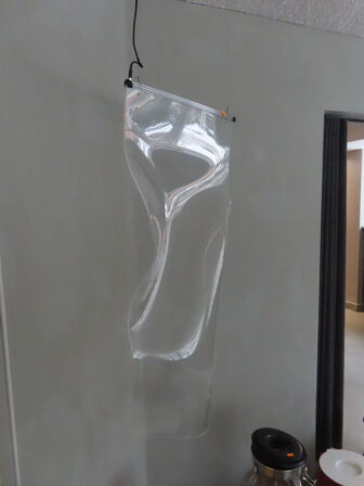 Akryl lampe PARACHILNA PARTISANS