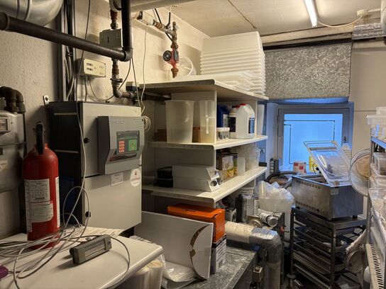 Parti hævekasser, emballage, m.v.