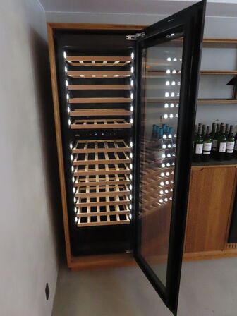 Vinkøleskab WITT WCI60188-2BG