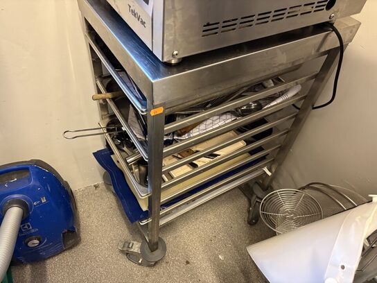 Rullevogn til gastrobakker inkl. Indhold