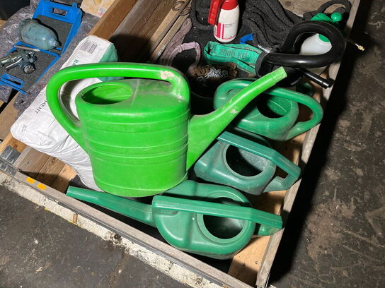 Indholdet på pallen