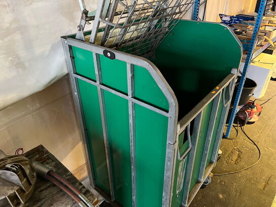 Presse container / Plastikpresser