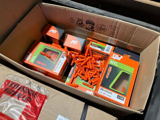 Indholdet på pallen