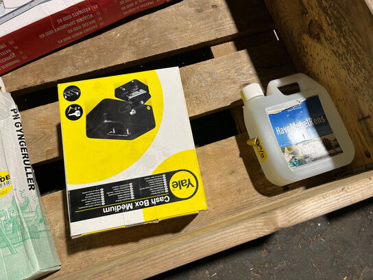 Indholdet på pallen