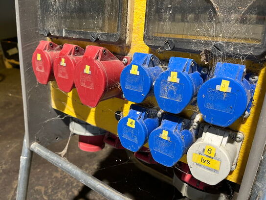 2 stk. byggeplads el-tavler