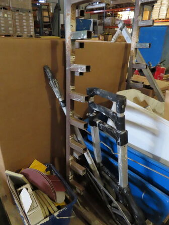 Indholdet på pallen