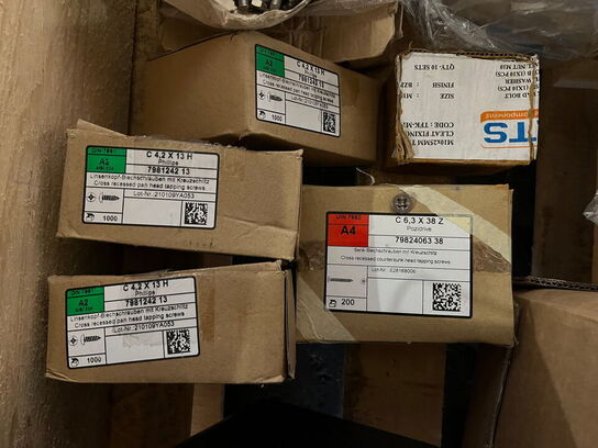 Indholdet på pallen