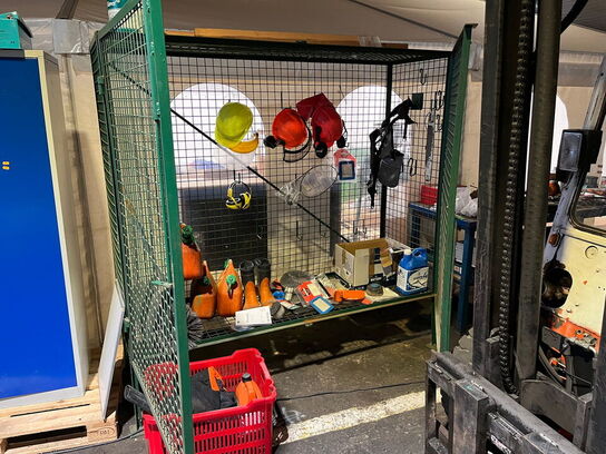 Sikringsbur med indhold