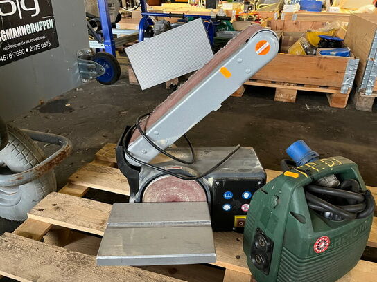 Indholdet på pallen