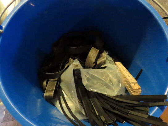 Indholdet på pallen