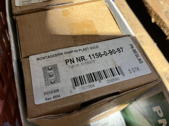 Indholdet på pallen