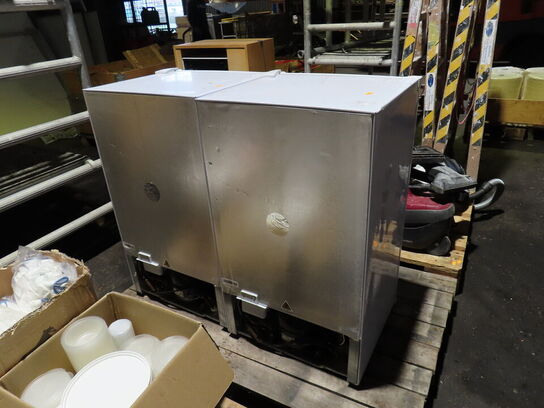 2 stk. køleskabe, SCANMESTIC WKS 112