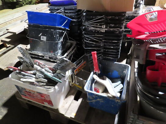 Indholdet på pallen