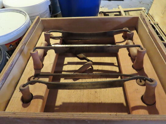 Indholdet på pallen