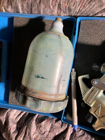 Indholdet på pallen