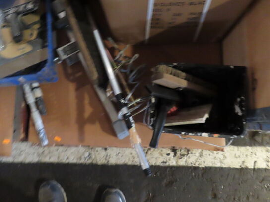 Indholdet på pallen