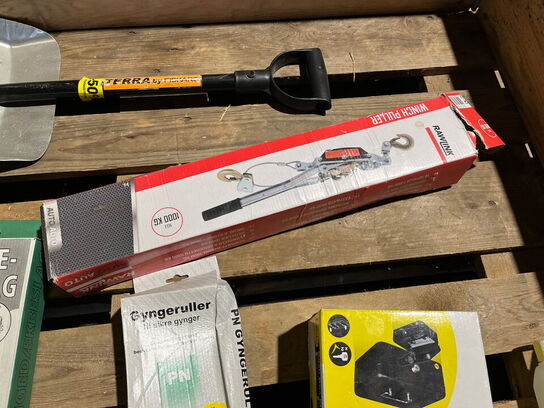 Indholdet på pallen