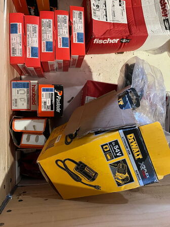 Indholdet på pallen