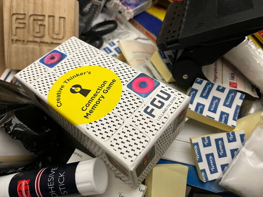 4 stk. kasser med indhold