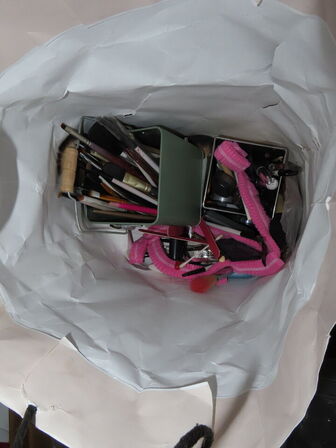 Indholdet på pallen