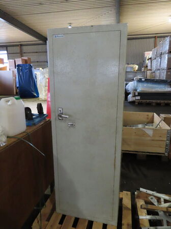 Våbenskab/nøgleskab, SG-2000