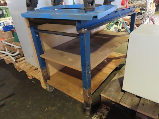 Arbejdsbord på hjul