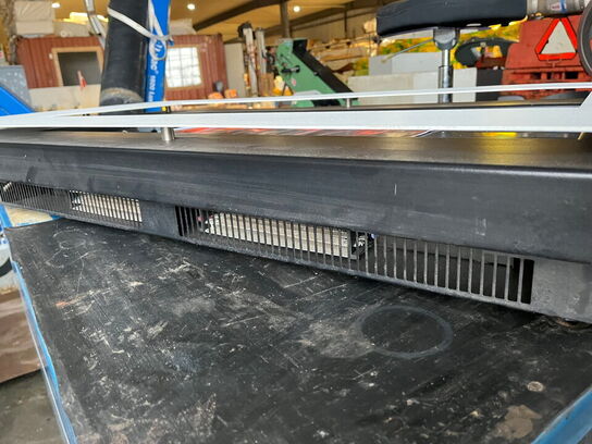 Biopejs med fjernbetjening