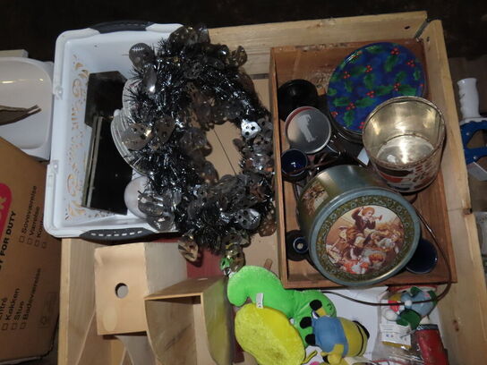 Indholdet på pallen