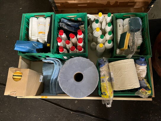 Indholdet på pallen