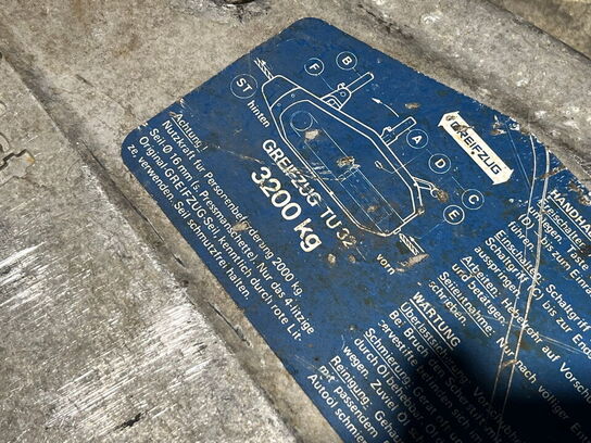 Indholdet på pallen