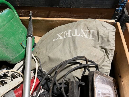 Indholdet på pallen