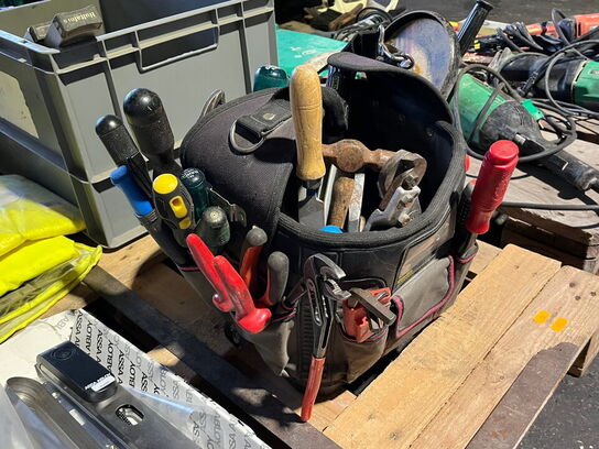 Indholdet på pallen