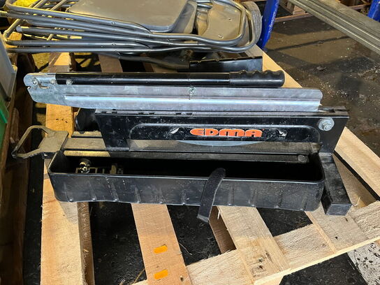 Indholdet på pallen