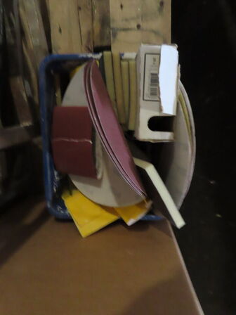 Indholdet på pallen