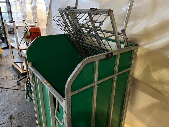 Presse container / Plastikpresser