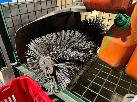 Sikringsbur med indhold