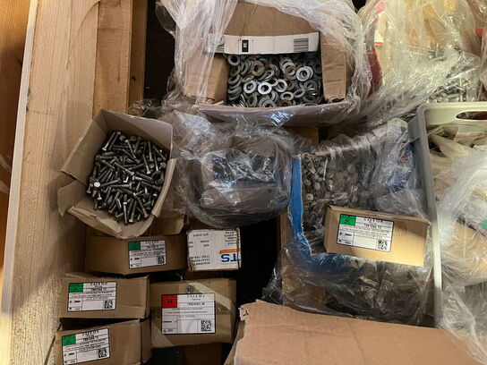 Indholdet på pallen