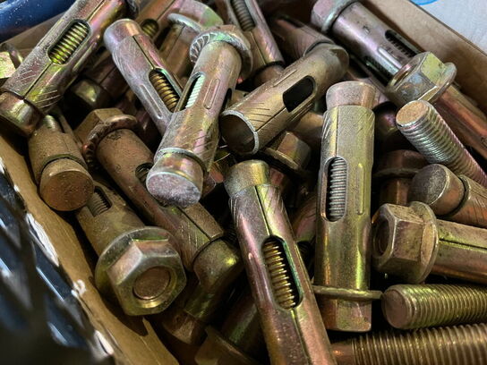 Indholdet på pallen