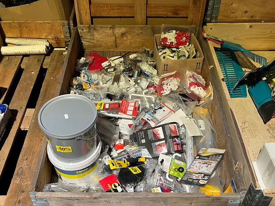 Indholdet på pallen