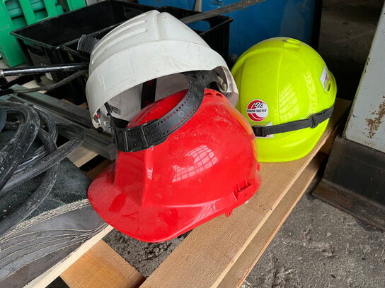 Indholdet på pallen