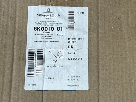 1 stk. toilet, samt 2 stk. toiletkummer til væghængt toilet