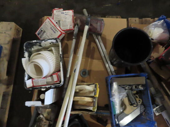 Indholdet på pallen