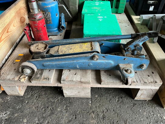 Indholdet på pallen