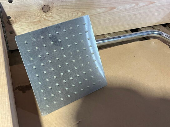 Indholdet på pallen